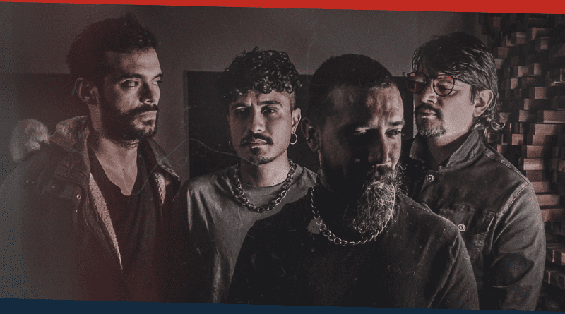 Cuatro personas en la foto. Anatómico Banda portada