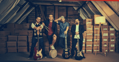 Foto Bonus Trak Portada