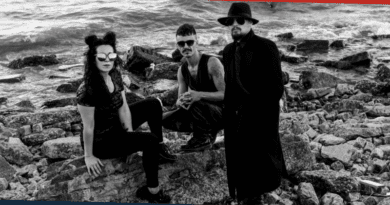 Cuatro Tres Dos Portada