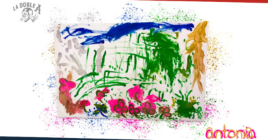 La Doble A - Antonia Portada