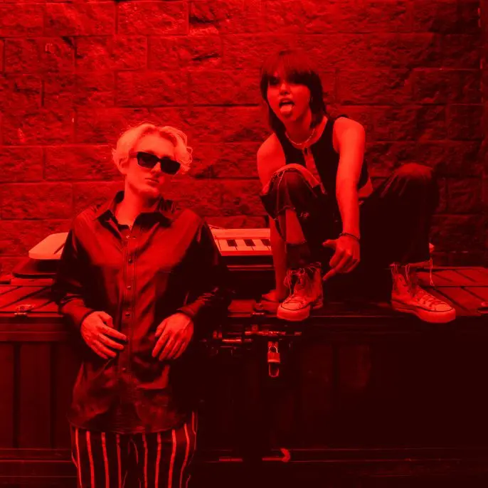 Love Ghost lanza nuevo sencillo metamórfico "Snap"