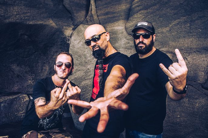 Lomor presenta el nuevo vídeo musical "Constrained Humanity"