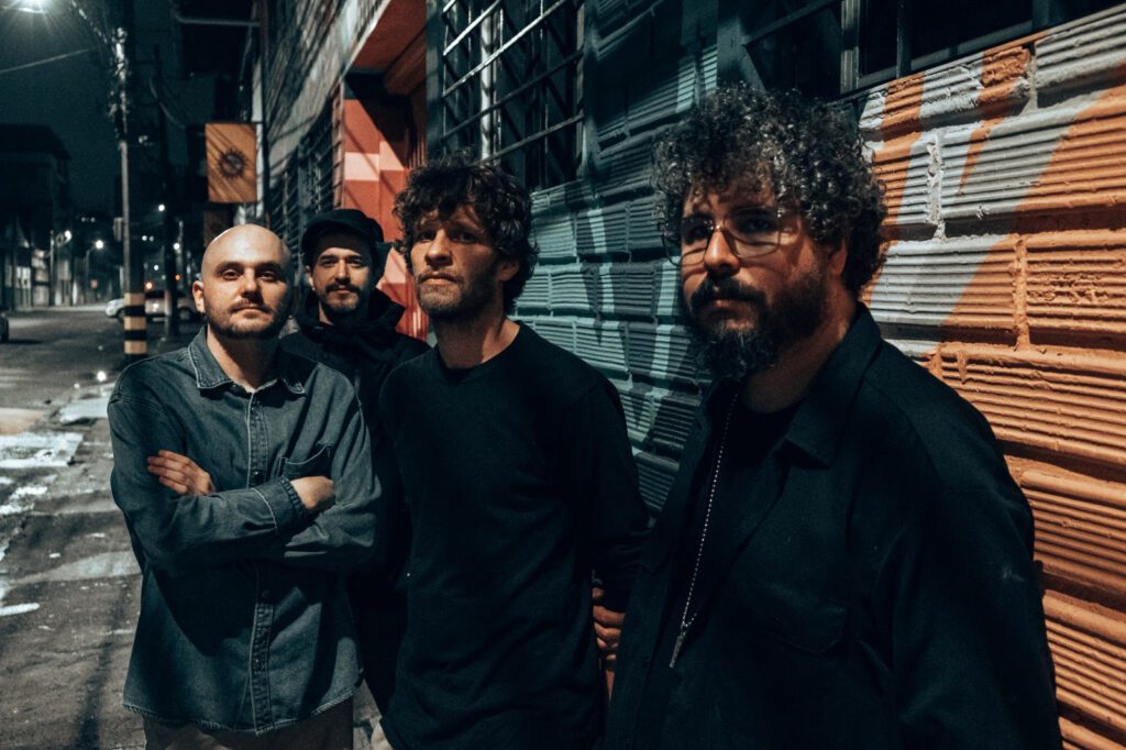 Volcán estrena 'Ceros & Unos'